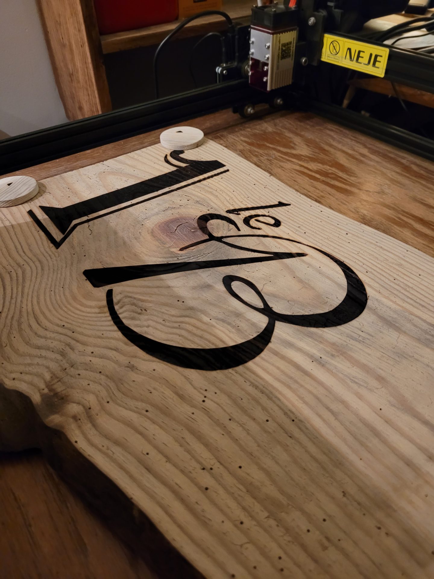 Le Buisson - Sur Measur • © AHM Créations