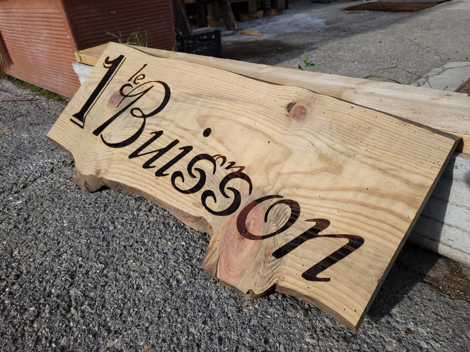 Le Buisson - Sur Measur • © AHM Créations