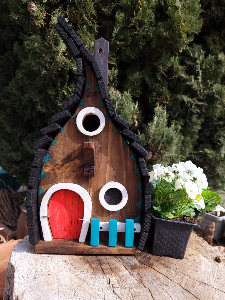 Nichoirs Ouiseaux forme feuille (bleu) • © AHM Créations