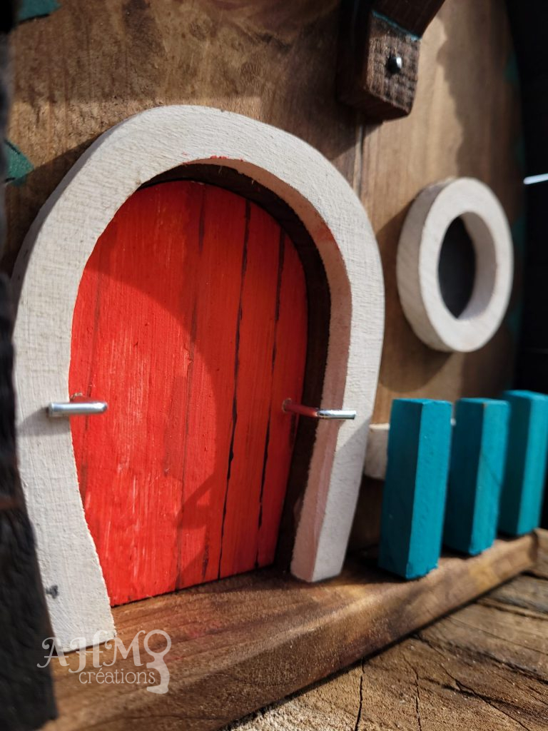 Nichoirs Ouiseaux forme feuille (bleu) • © AHM Créations