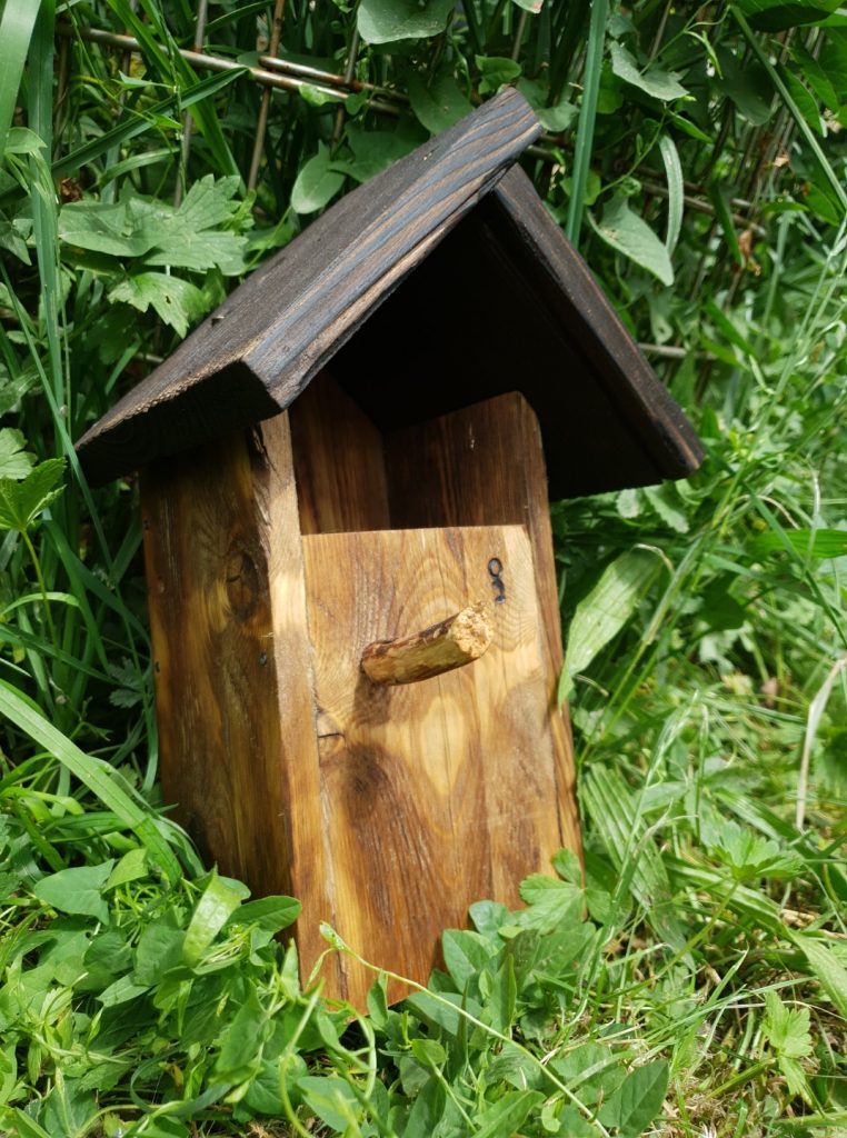 Nichoir Oiseaux Tower • © AHM Créations