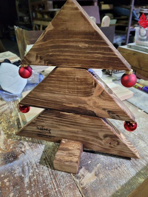 Sapin de Noël (couleur Rouge) • © AHM Créations