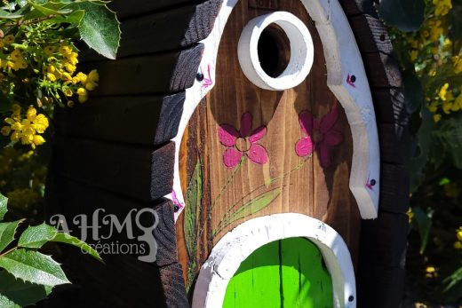 Nichoir Oiseaux - Chalet de Montagne (vert/blanc) • © AHM Créations